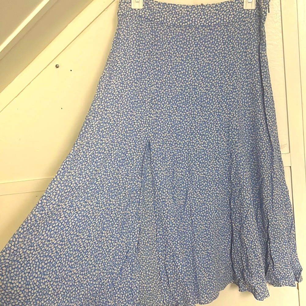 Blue daisy skirt
